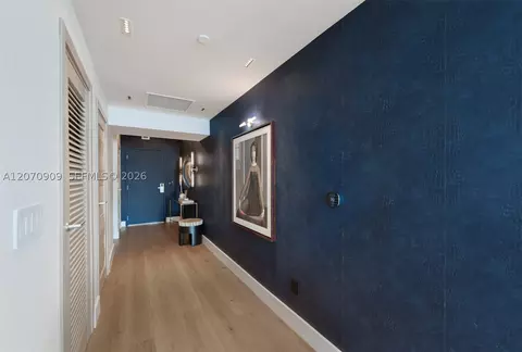 888 Biscayne Blvd #1509, Miami, FL 33132