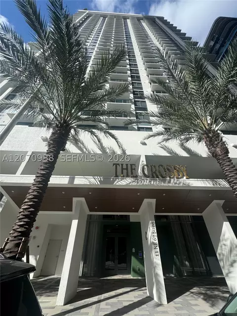11 NE 6th St #705, Miami, FL 33132