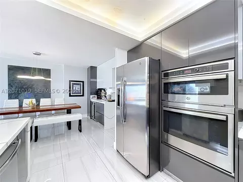 6900 Bay Dr #11G, Miami Beach, FL 33141