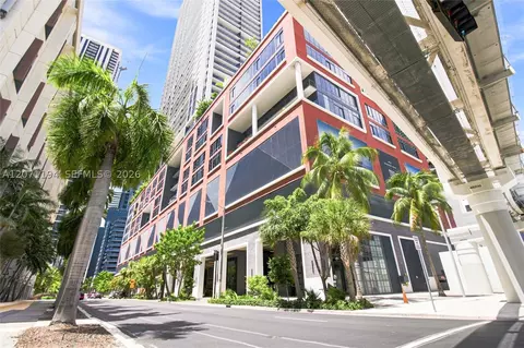 159 NE 6th St #5102, Miami, FL 33132