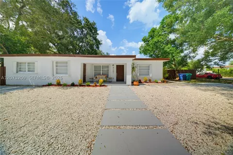 2101 NW 93rd Ter, Miami, FL 33147