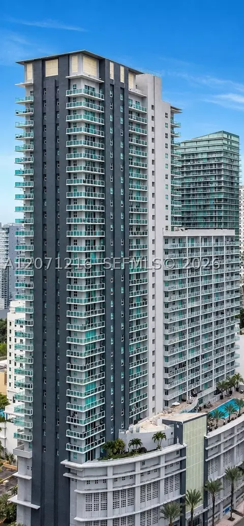 1250 S Miami Ave #2413, Miami, FL 33130