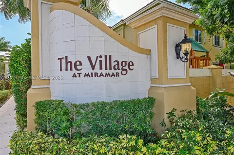 1810 SW 91st Ave, Miramar, FL 33025