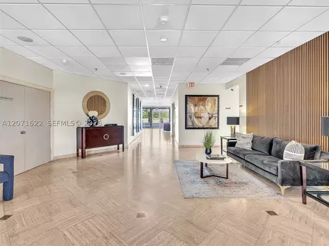 6422 Collins Ave #501, Miami Beach, FL 33141