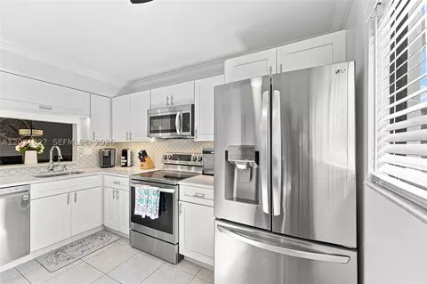 15234 Lakes Of Delray Blvd #250, Delray Beach, FL 33484