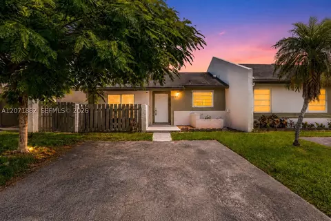 11209 SW 125th Pl, Miami, FL 33186
