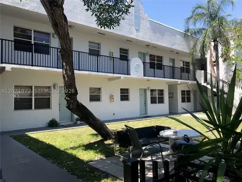 1925 Madison St #14, Hollywood, FL 33020
