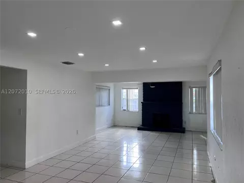 Living - Undisclosed, Hialeah, FL 33010 photo 1 of 4