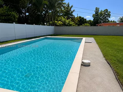 Exterior - 1870 NE 154th Ter, North Miami Beach, FL 33162 photo 2 of 4