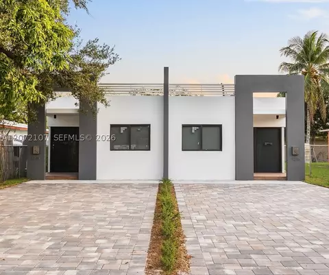 1216-1218 NE 112th St, Miami, FL 33161