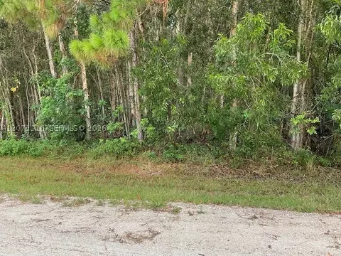 82 Nd St N, Palm Beach, FL 33412