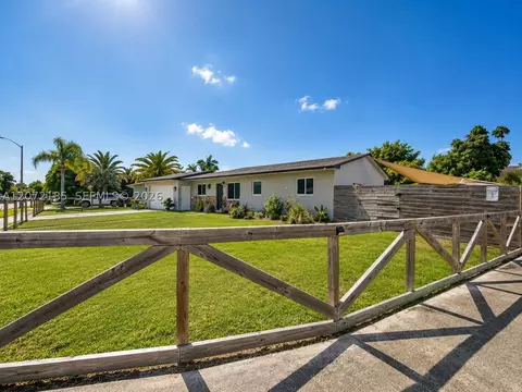 1211 NW 18th St, Homestead, FL 33030