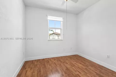 Bedroom - 7809 NW 114th Path, Doral, FL 33178 photo 4 of 6