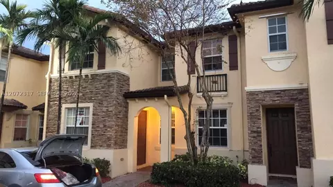 3355 NE 13th Cir Dr #105-28, Homestead, FL 33033