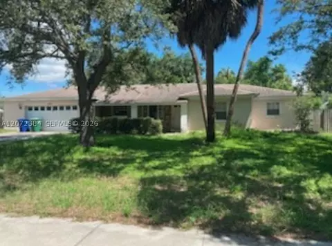 4011 W Angeles St, Tampa, FL 33629