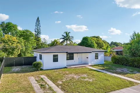 521 NW 189th Ter, Miami Gardens, FL 33169