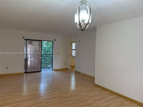20800 NE 8th Ct #206-17, Miami, FL 33179
