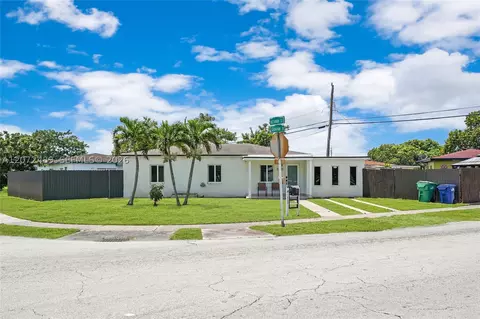 14800 Buchanan St, Miami, FL 33176
