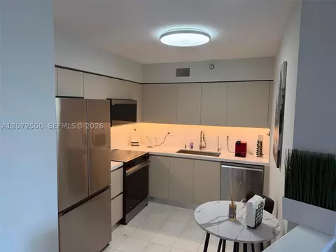 3400 NE 192nd St #511, Aventura, FL 33180