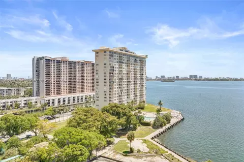 11113 Biscayne Blvd #1156, Miami, FL 33181