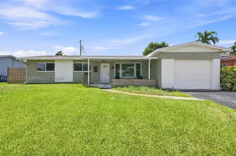 7640 NW 8th St, Pembroke Pines, FL 33024
