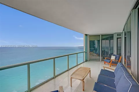 17121 Collins Ave #3206, Sunny Isles Beach, FL 33160