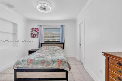 Bedroom - 340 W 55th St, Hialeah, FL 33012 photo 5 of 7