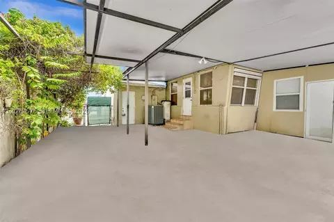 Exterior - 340 W 55th St, Hialeah, FL 33012 photo 3 of 3