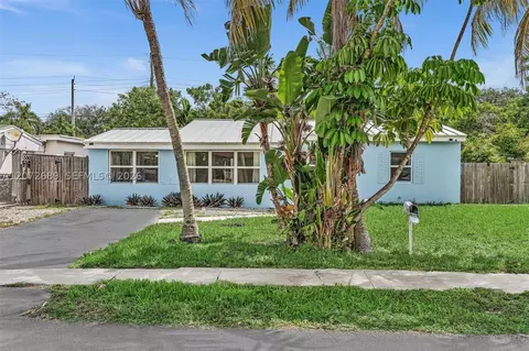 18381 NE 21st Pl, North Miami Beach, FL 33179