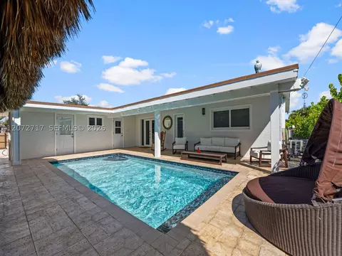 Exterior - 19800 Eagle Nest Rd, Cutler Bay, FL 33157 photo 3 of 6