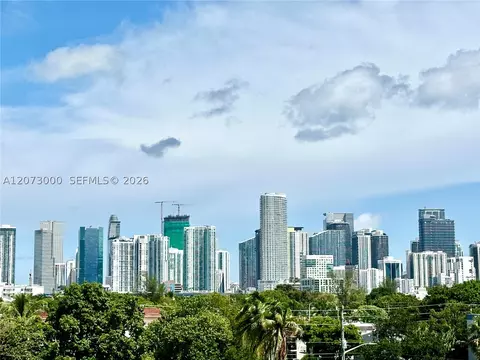 199 SW 12th Ave #415B, Miami, FL 33130