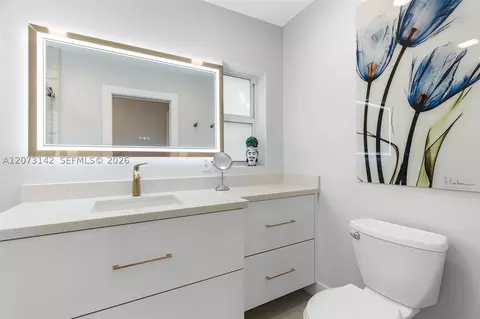 Bath - 932 Bird Rd, Coral Gables, FL 33146 photo 3 of 6