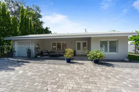 932 Bird Rd, Coral Gables, FL 33146