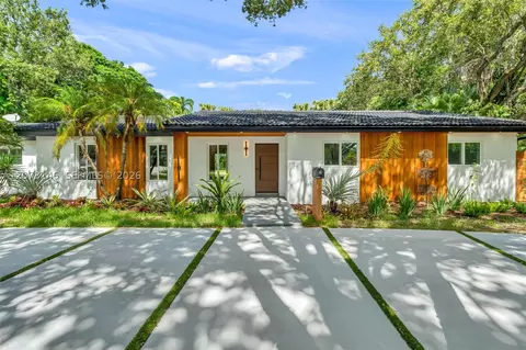 15321 SW 82nd Ave, Palmetto Bay, FL 33157