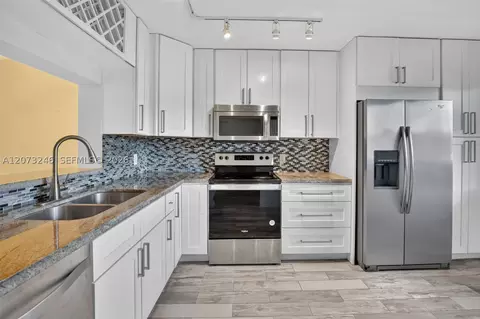 900 SW 125th Way #105R, Pembroke Pines, FL 33027