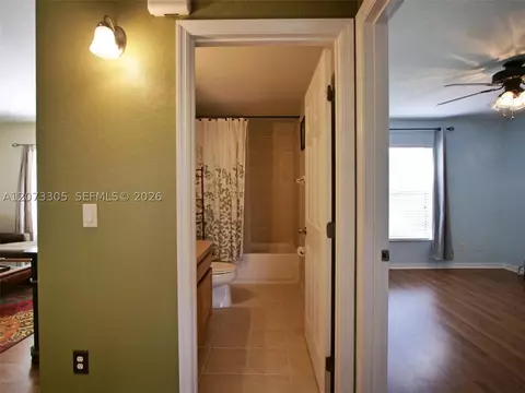 Entry Way - Undisclosed, Ocala, FL 34472 photo 3 of 3