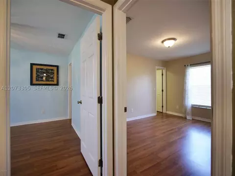 Entry Way - Undisclosed, Ocala, FL 34472 photo 2 of 3