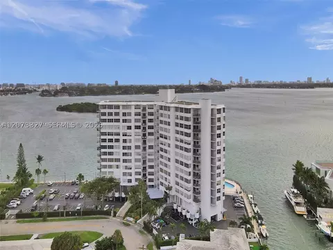 11930 N Bayshore Dr #1407, North Miami, FL 33181