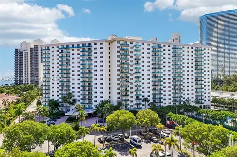 19370 Collins Ave #1120, Sunny Isles Beach, FL 33160