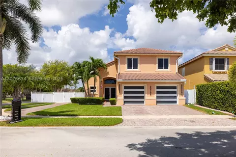 23706 SW 108th Pl, Homestead, FL 33032