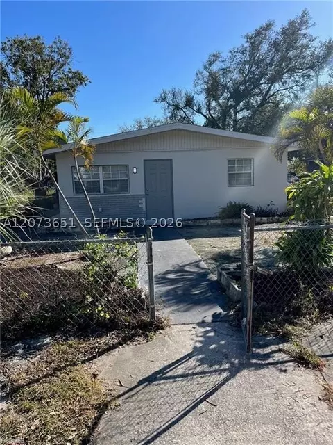 Undisclosed, Fort Myers, FL 33916