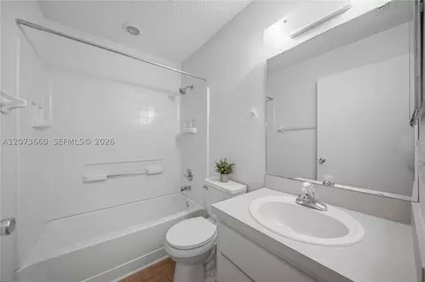 Bath - 9649 SW 93 Loop, Ocala, FL 34481 photo 3 of 3