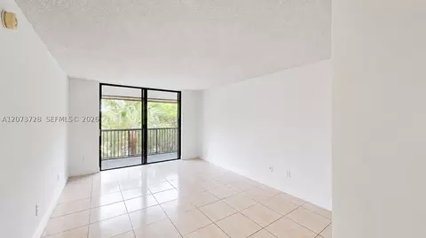 14201 N Kendall Dr #401D, Miami, FL 33186