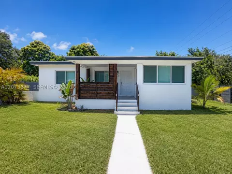 1800 NE 154th St, North Miami Beach, FL 33162