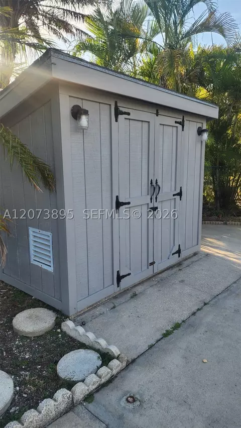150 Smallwood Dr #6, Chokoloskee, FL 34138 photo 6