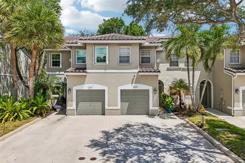 13215 NW 7th Dr, Plantation, FL 33325