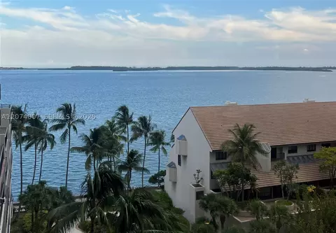 540 Brickell Key Dr #919, Miami, FL 33131