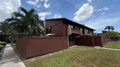 11507 SW 64th St #G, Miami, FL 33173