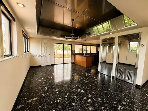 5840 W 3rd Ln, Hialeah, FL 33012 photo 4
