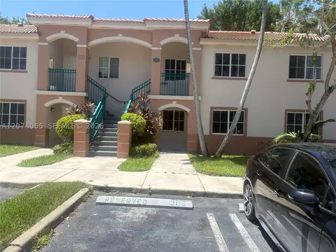2910 SE 13th Rd #105-44, Homestead, FL 33035
